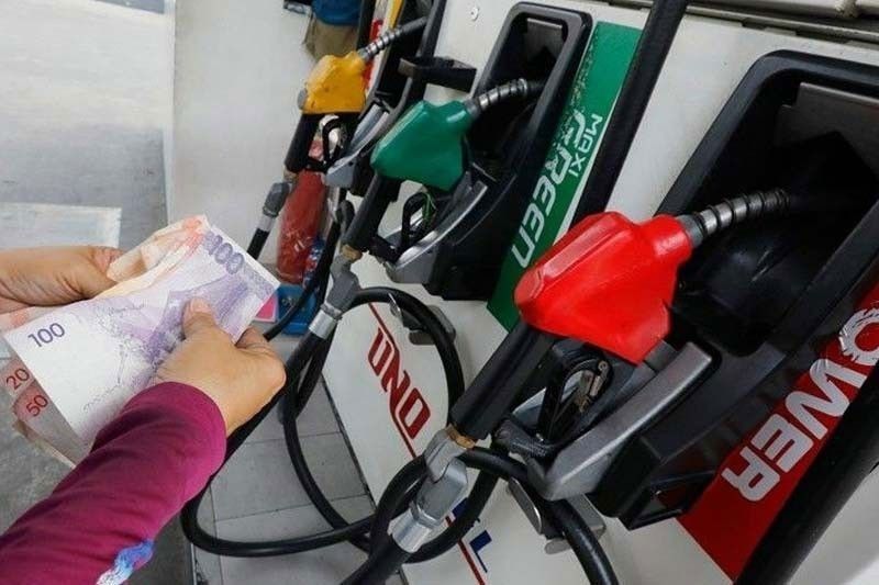 MULING TATAAS: Presyo ng Diesel at Gasolina, Asahang Sisipa sa Susunod na Linggo