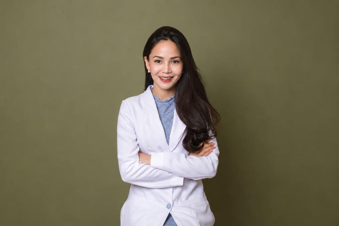 Female Board-Certified Cosmetic Surgeon Dr. Donna Borres-Eramis Opens Independent Practice in Cebu City
