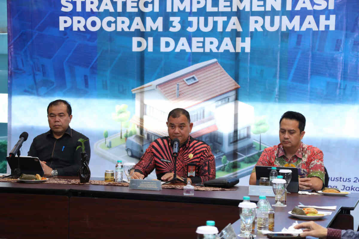 To accelerate the 3-Million-Home Program, the Indonesian Ministry of Home Affairs BSKDN promotes central-regional synergy and easier access for low-income households..jpg